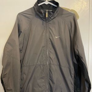 Nike Windbreaker with pockets